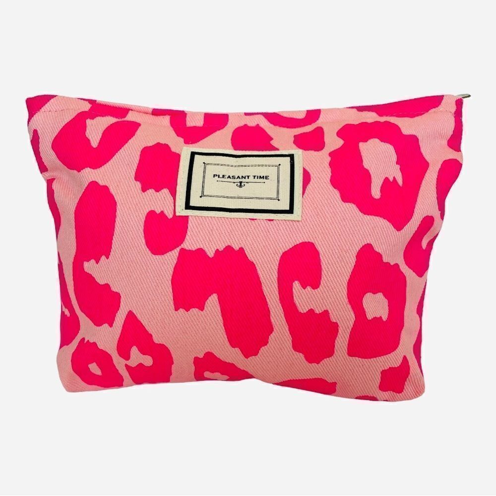 HOT PINK OVERSIZED COSMETIC BAG